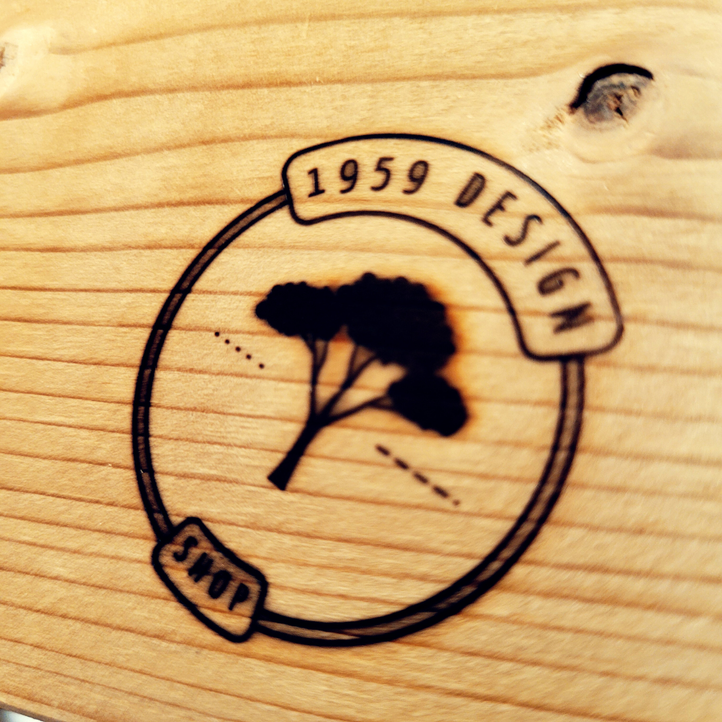 Wandregal im Altholz Design