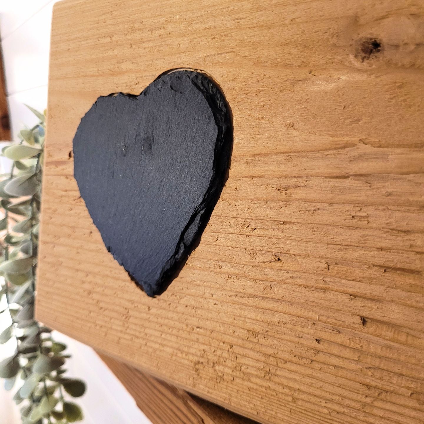 Clipboard mit Herz aus Schiefer