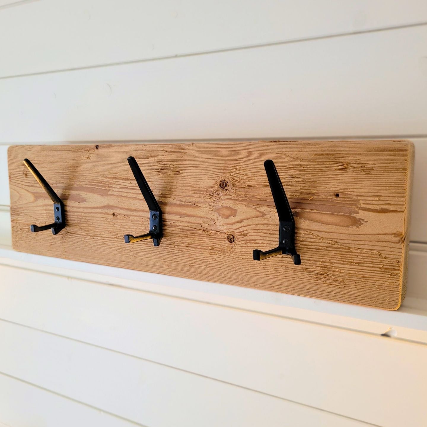 Garderobenleiste Altholz Design | Handtuchhalter | Diele | Flur | Wandgarderobe